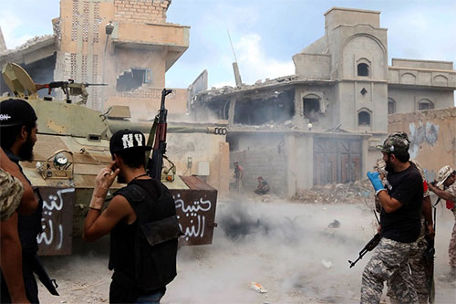 combates en el centro de Sirte Las milicias libias avanzan hacia la conquista de Sirte